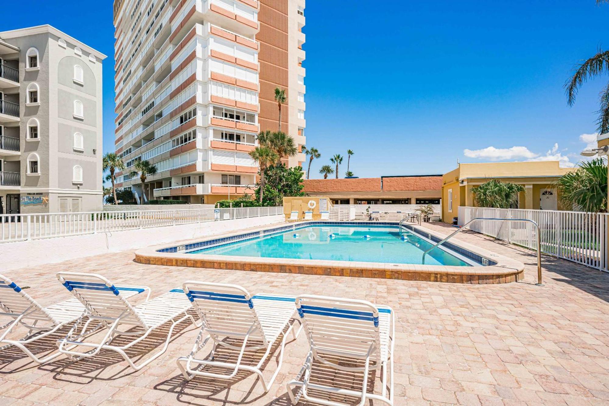 Beachside Retreat W Heated Pool セント・ピート・ビーチ エクステリア 写真