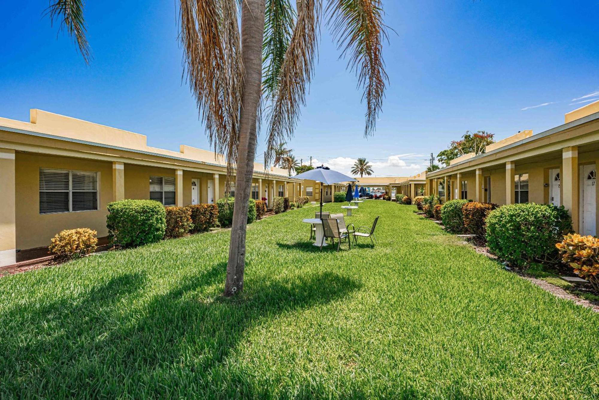 Beachside Retreat W Heated Pool セント・ピート・ビーチ エクステリア 写真